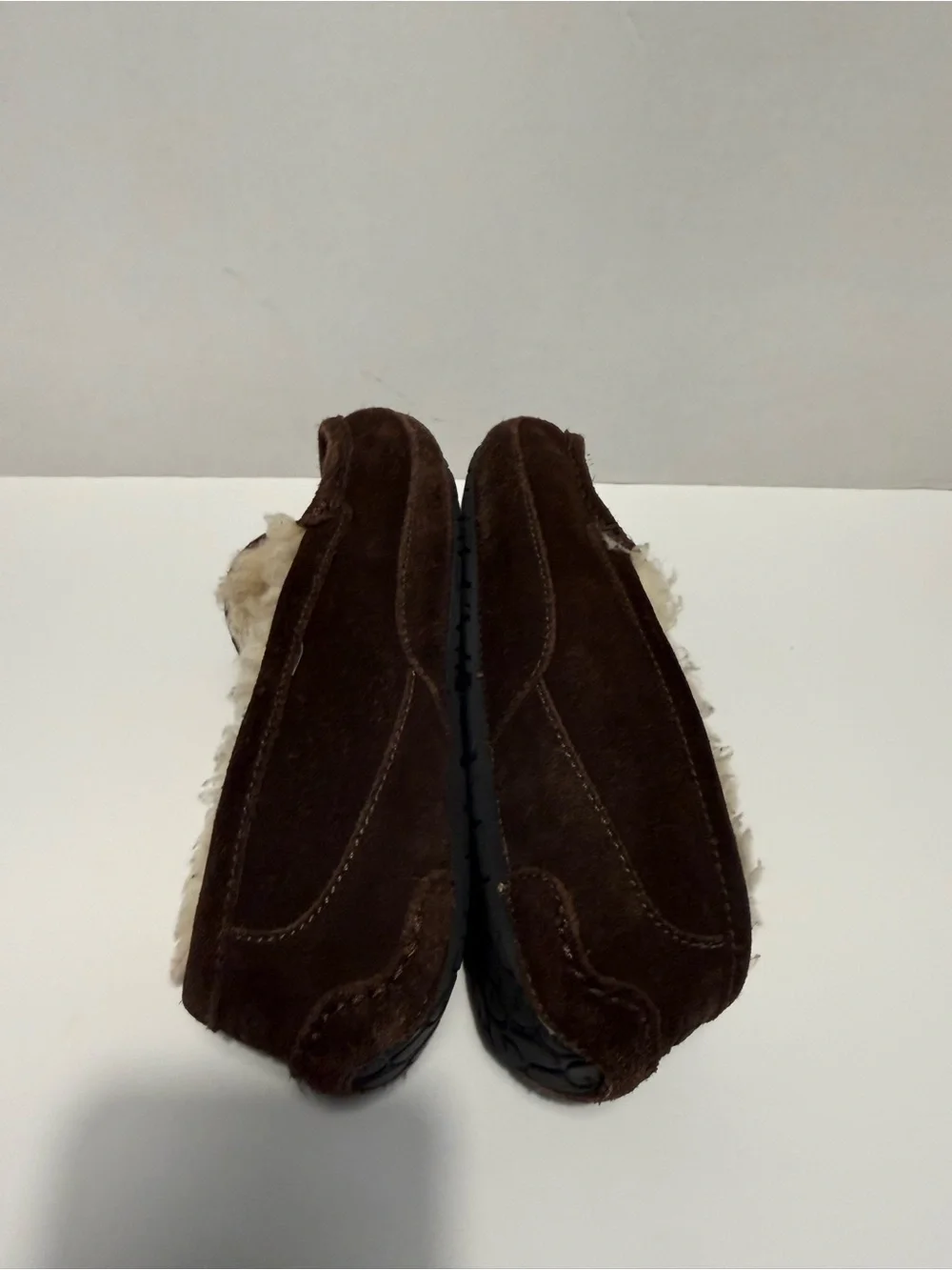 Ugg ultra warm moccasin slipper dark brown youth 1-1.5